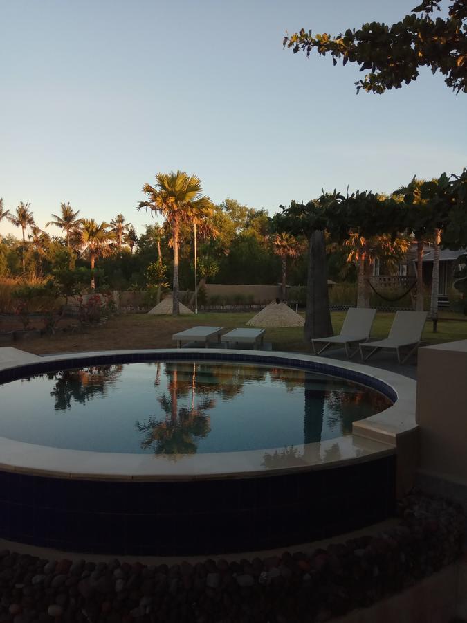 Bali Umah Tinjung Hotel Tulamben  Exterior photo